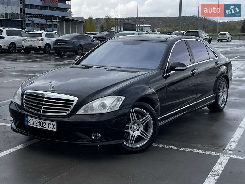 Седан Mercedes-Benz S-Class 2006 в 