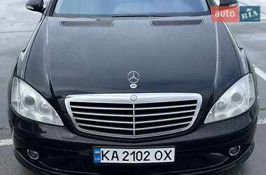 Седан Mercedes-Benz S-Class 2006 в 