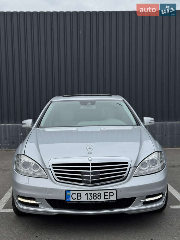 Седан Mercedes-Benz S-Class 2010 в Киеве фото 3 Седан Mercedes-Benz S-Class 2010 в Киеве