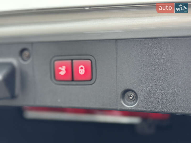 Седан Mercedes-Benz S-Class 2010 в Киеве фото 35 Седан Mercedes-Benz S-Class 2010 в Киеве