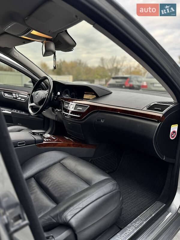 Седан Mercedes-Benz S-Class 2010 в Чернівцях фото 29 Седан Mercedes-Benz S-Class 2010 в Чернівцях