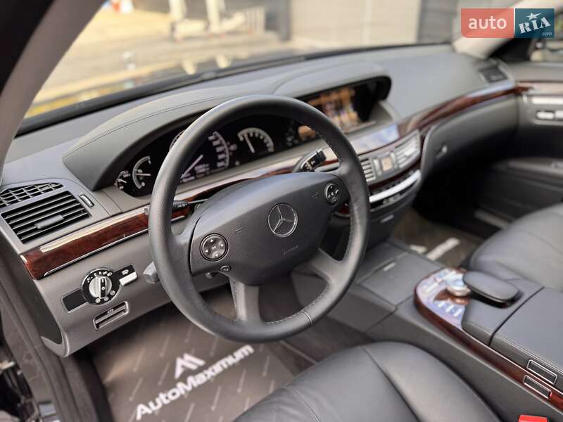 Седан Mercedes-Benz S-Class 2006 в Одессе