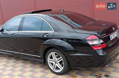 Седан Mercedes-Benz S-Class 2006 в Гайсине
