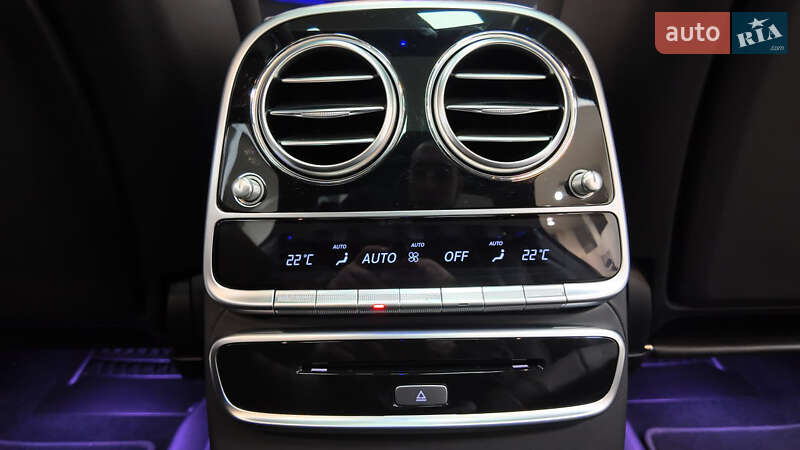 Седан Mercedes-Benz S-Class 2015 в Львове