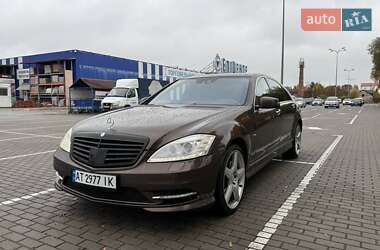 Седан Mercedes-Benz S-Class 2009 в Коломиї