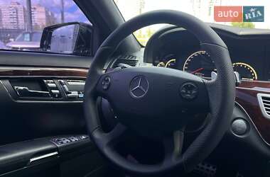 Седан Mercedes-Benz S-Class 2007 в  фото 22 Седан Mercedes-Benz S-Class 2007 в