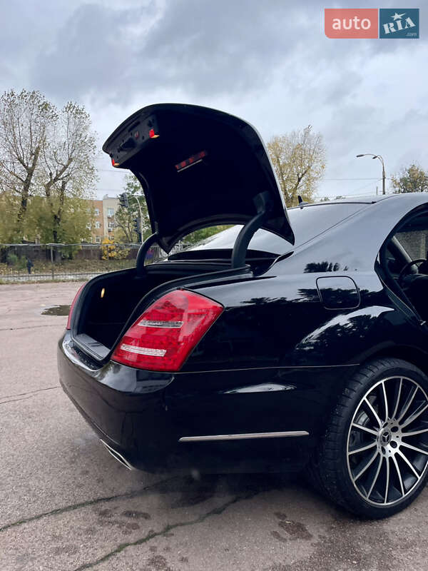 Седан Mercedes-Benz S-Class 2011 в Києві