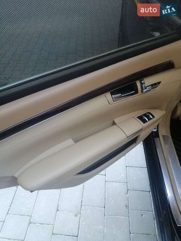 Седан Mercedes-Benz S-Class 2013 в Ивано-Франковске