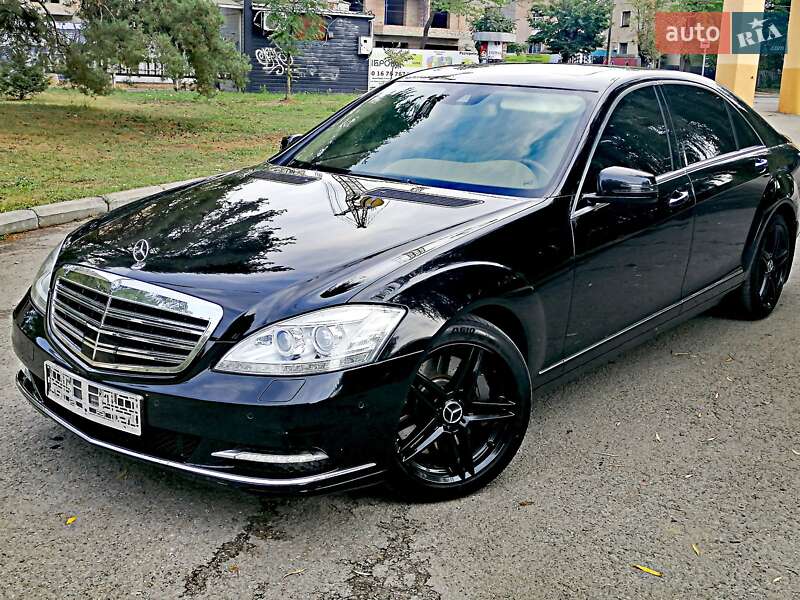Седан Mercedes-Benz S-Class 2013 в Ивано-Франковске