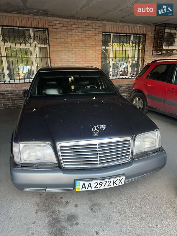 Mercedes-Benz S-Class 1995 Mercedes-Benz S-Class 1995