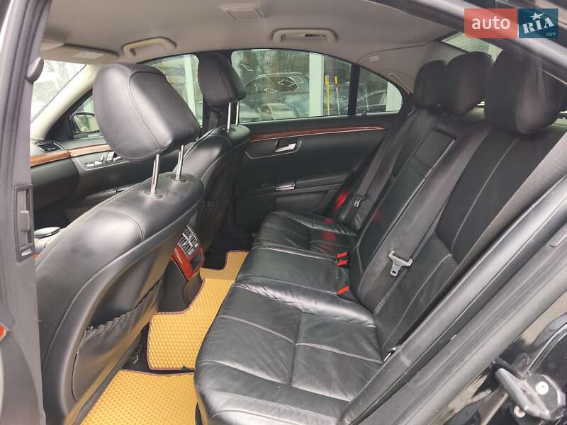 Седан Mercedes-Benz S-Class 2008 в Днепре