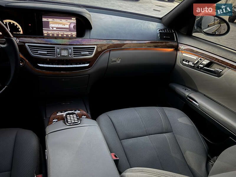 Седан Mercedes-Benz S-Class 2008 в Ужгороді фото 50 Седан Mercedes-Benz S-Class 2008 в Ужгороді