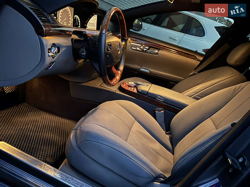 Седан Mercedes-Benz S-Class 2008 в Ужгороді фото 64 Седан Mercedes-Benz S-Class 2008 в Ужгороді