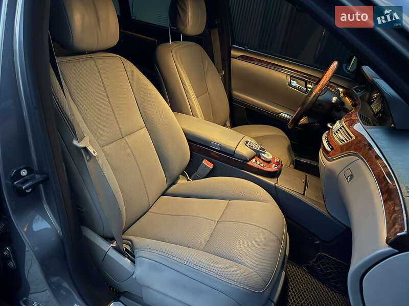 Седан Mercedes-Benz S-Class 2008 в Ужгороді фото 84 Седан Mercedes-Benz S-Class 2008 в Ужгороді
