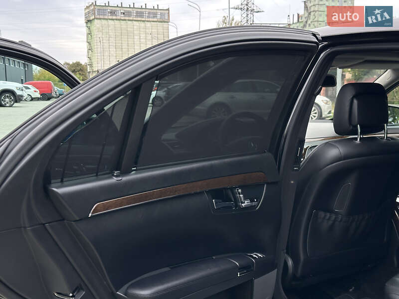 Седан Mercedes-Benz S-Class 2012 в Стрые