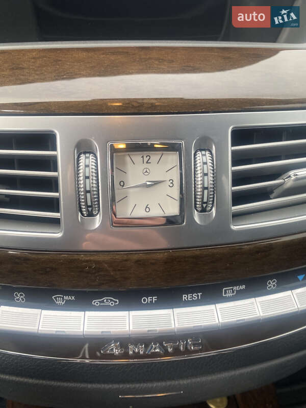 Седан Mercedes-Benz S-Class 2010 в Тернополі