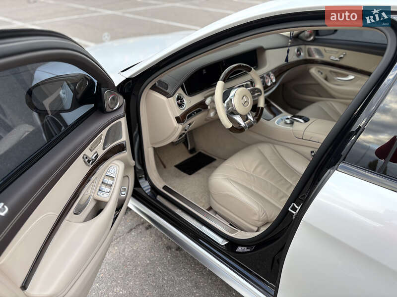 Седан Mercedes-Benz S-Class 2015 в Кременчуге