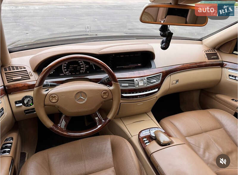 Седан Mercedes-Benz S-Class 2008 в Первомайске