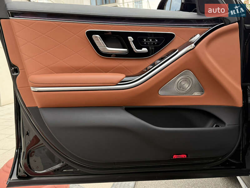 Седан Mercedes-Benz S-Class 2024 в Киеве