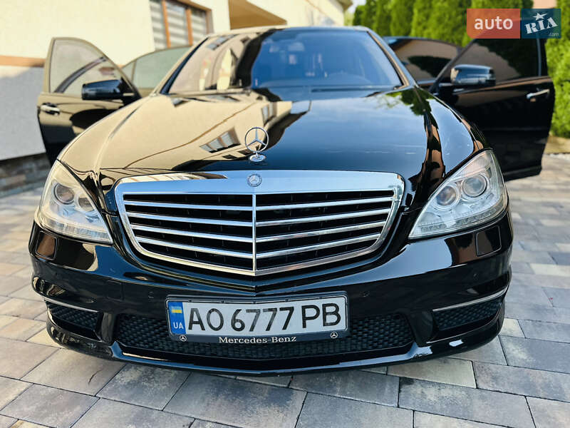 Седан Mercedes-Benz S-Class 2008 в Тячеве