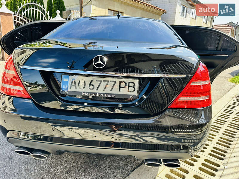 Седан Mercedes-Benz S-Class 2008 в Тячеве