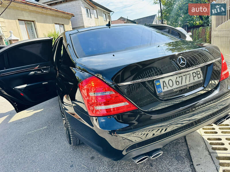 Седан Mercedes-Benz S-Class 2008 в Тячеве