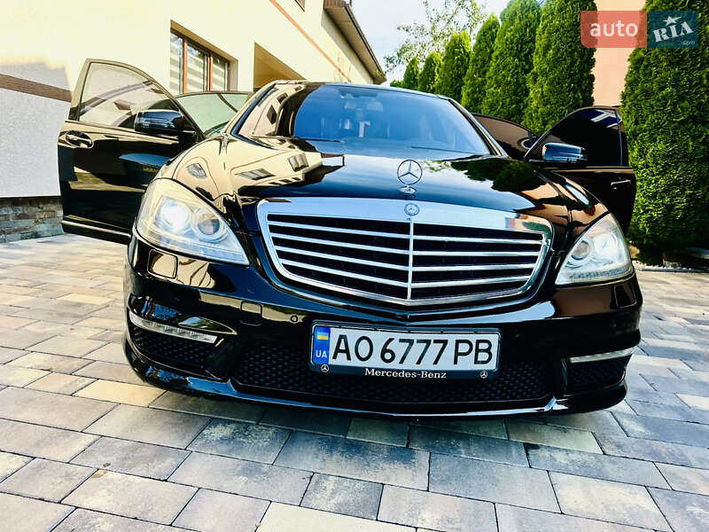 Седан Mercedes-Benz S-Class 2008 в Тячеве