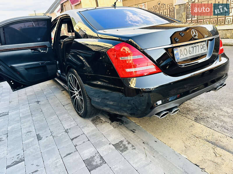 Седан Mercedes-Benz S-Class 2008 в Тячеве
