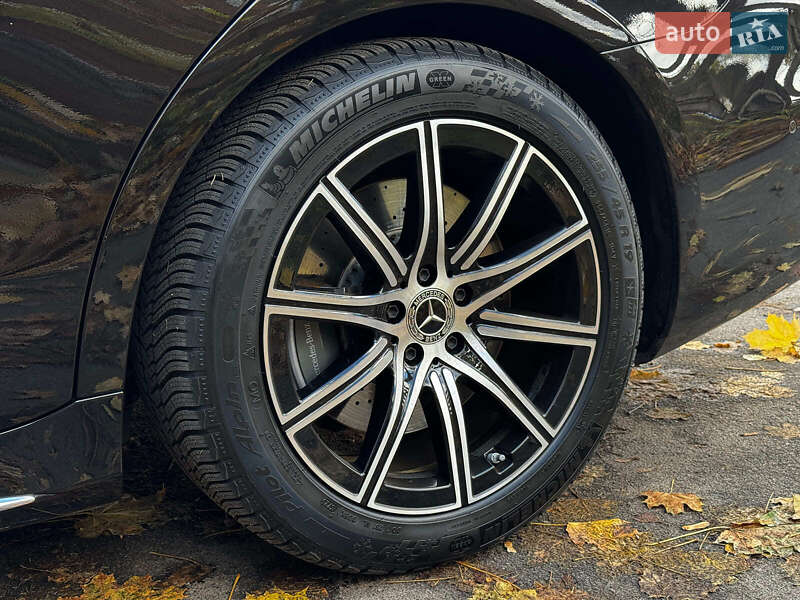 Седан Mercedes-Benz S-Class 2021 в Киеве