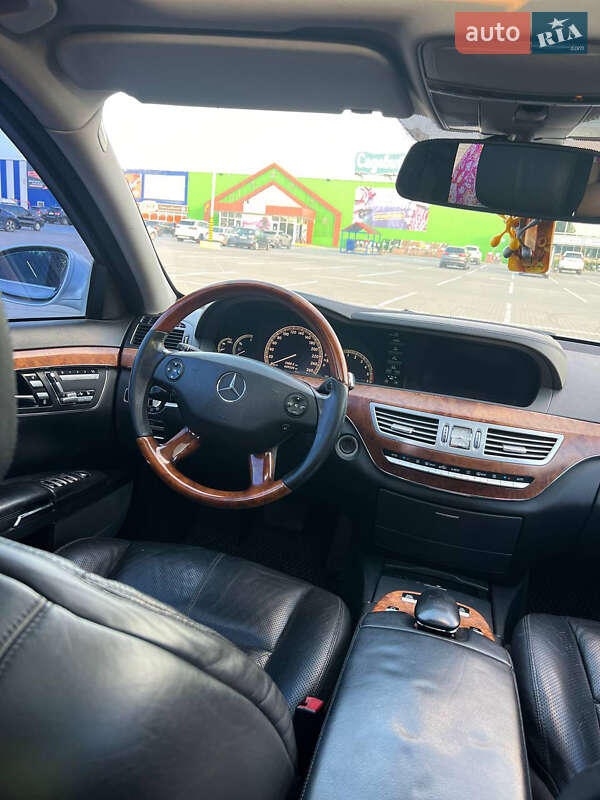 Седан Mercedes-Benz S-Class 2006 в Черновцах