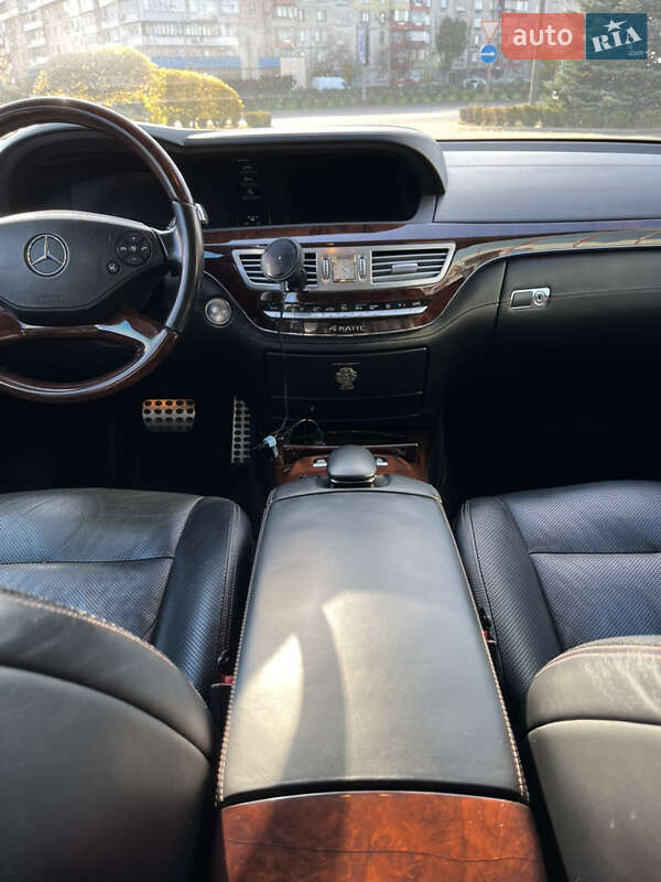 Седан Mercedes-Benz S-Class 2012 в Запорожье
