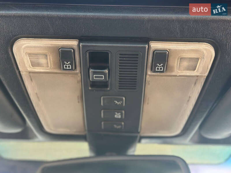 Седан Mercedes-Benz S-Class 1993 в Днепре фото 27 Седан Mercedes-Benz S-Class 1993 в Днепре