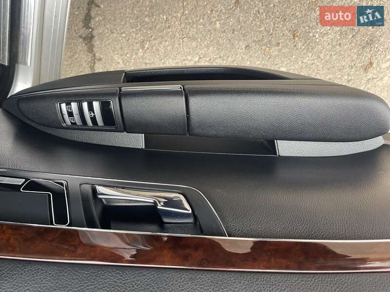 Седан Mercedes-Benz S-Class 2007 в Рівному