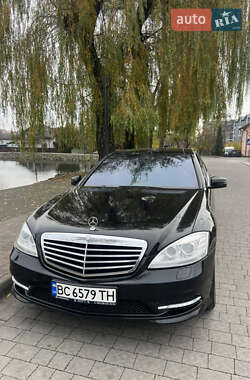 Седан Mercedes-Benz S-Class 2006 в Львові
