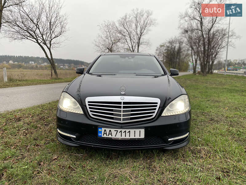 Седан Mercedes-Benz S-Class 2010 в Киеве