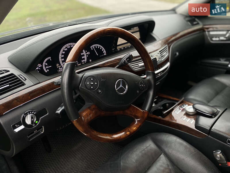 Седан Mercedes-Benz S-Class 2010 в Киеве