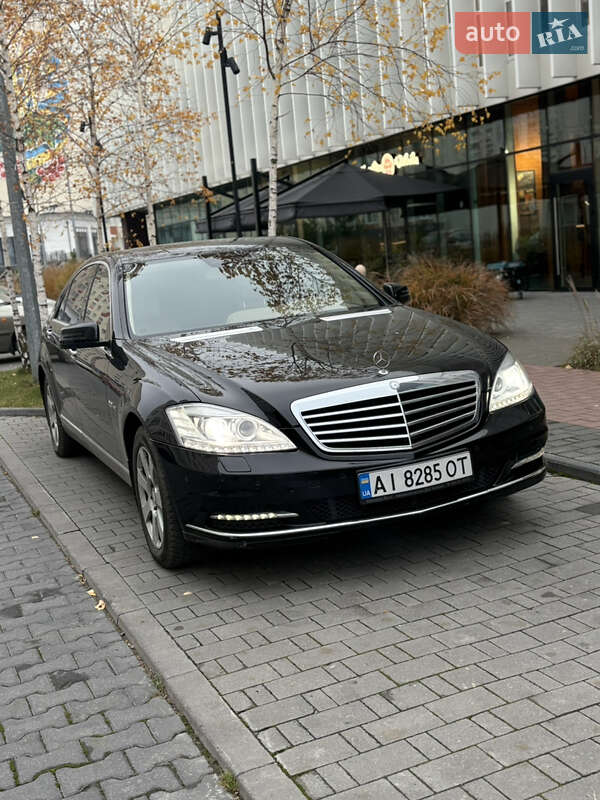 Седан Mercedes-Benz S-Class 2011 в Хмельницькому фото 100 Седан Mercedes-Benz S-Class 2011 в Хмельницькому