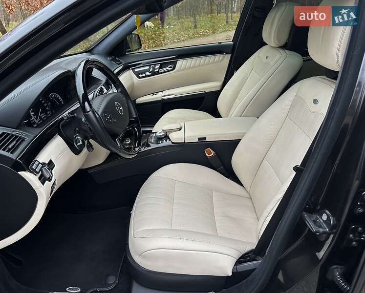 Седан Mercedes-Benz S-Class 2010 в Києві