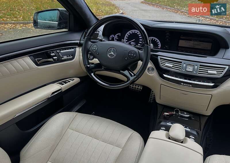 Седан Mercedes-Benz S-Class 2010 в Києві