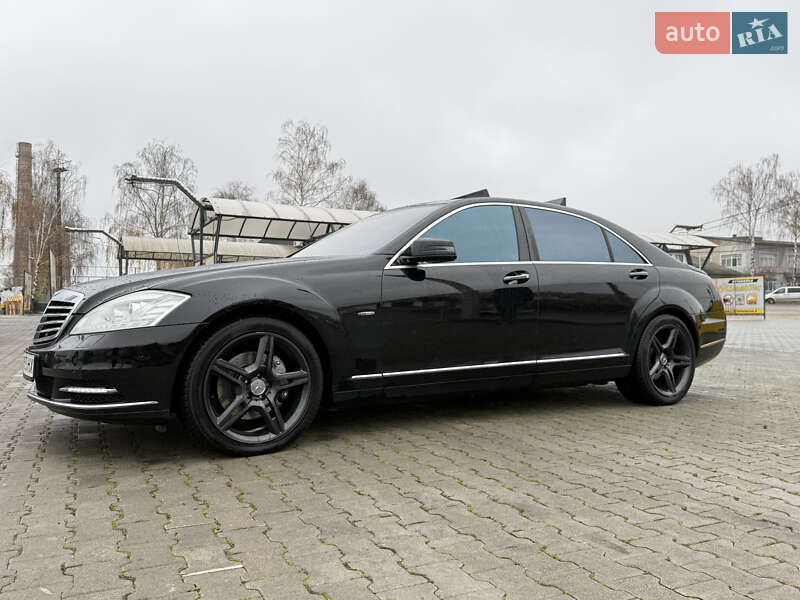 Седан Mercedes-Benz S-Class 2010 в Чернівцях фото 18 Седан Mercedes-Benz S-Class 2010 в Чернівцях