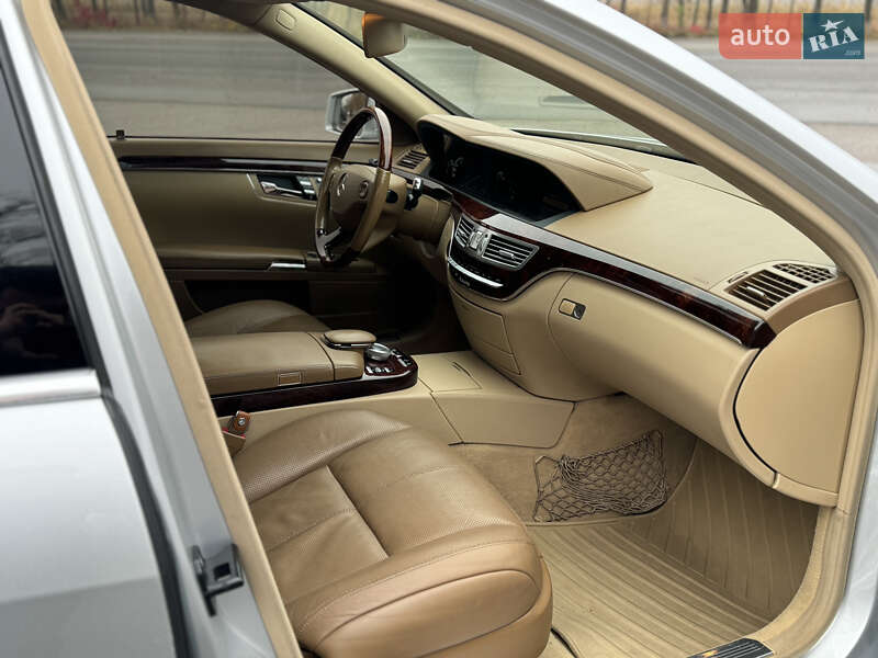 Седан Mercedes-Benz S-Class 2008 в Чугуеве фото 28 Седан Mercedes-Benz S-Class 2008 в Чугуеве