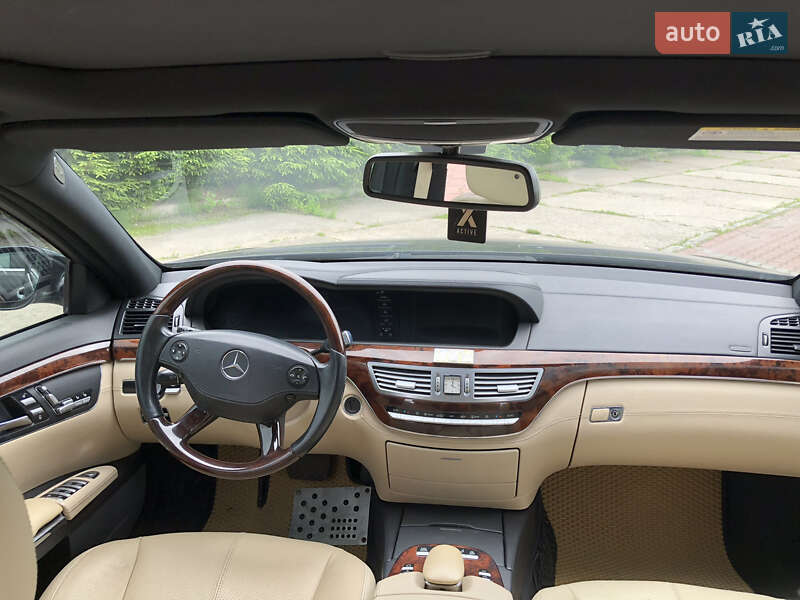 Седан Mercedes-Benz S-Class 2006 в Шепетовке