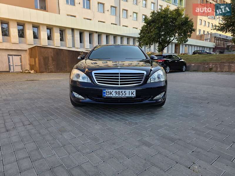 Седан Mercedes-Benz S-Class 2007 в Рівному
