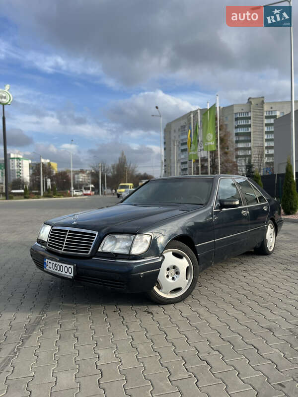 Mercedes-Benz S-Class 1996