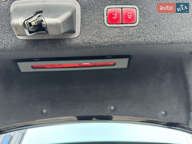 Седан Mercedes-Benz S-Class 2014 в Дніпрі