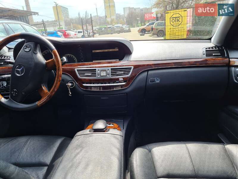 Седан Mercedes-Benz S-Class 2007 в Дніпрі