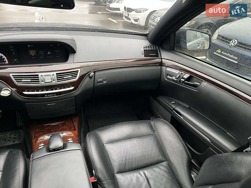 Седан Mercedes-Benz S-Class 2012 в Киеве