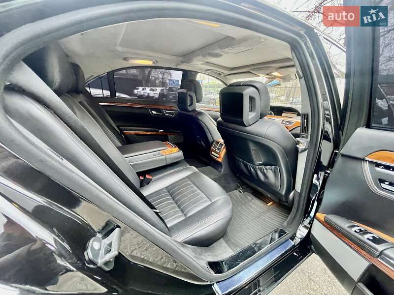 Седан Mercedes-Benz S-Class 2011 в Києві