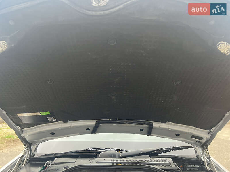 Седан Mercedes-Benz S-Class 1991 в Кривом Роге