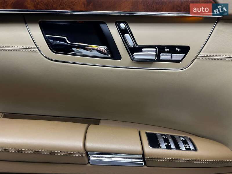 Седан Mercedes-Benz S-Class 2006 в Черновцах